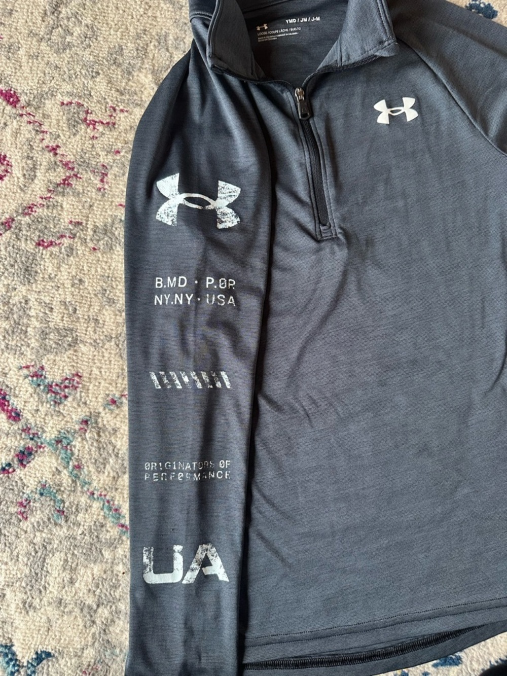 Under Armour Boy’s Long-Sleeve 1/4 Zip Performance Top - Picture 3 of 5